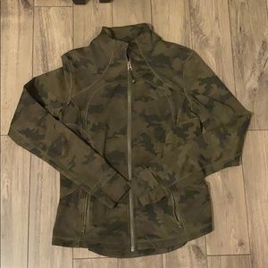 Lululemon Define Camo jacket size 10